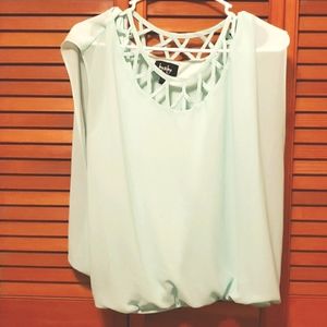 By & By green sheer top XL